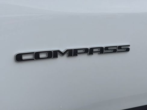 Used 2025 Jeep Compass Limited AWD/4WD image 21