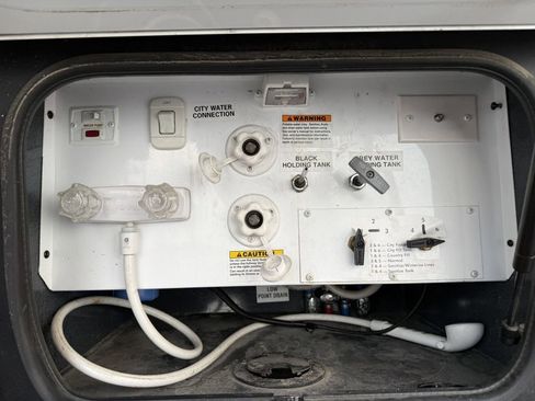 Used 2019 Mercedes-Benz Sprinter 170 image 11