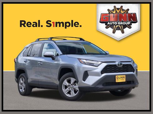 Used 2025 Toyota RAV4 XLE w/ Convenience Package image 1