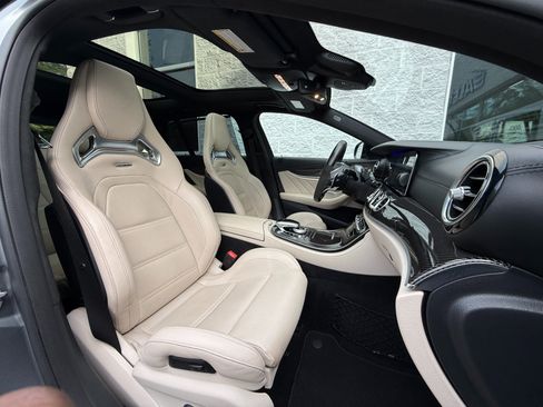 Used 2018 Mercedes-Benz E 63 AMG S image 31