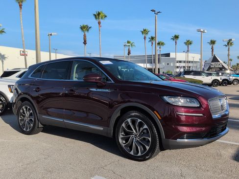 Certified 2021 Lincoln Nautilus Reserve AWD/4WD image 2