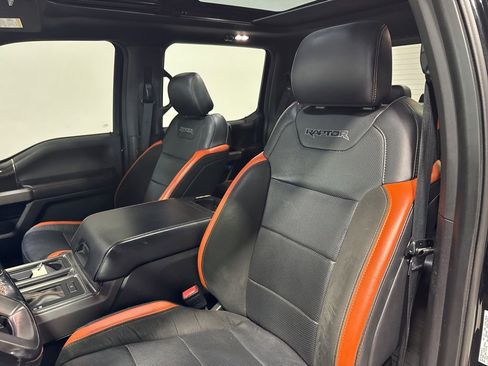 Used 2018 Ford F150 Raptor w/ Equipment Group 802A Luxury AWD/4WD image 40