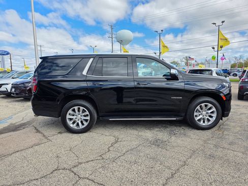 Used 2024 Chevrolet Tahoe Premier AWD/4WD image 13