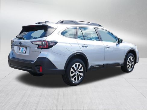 Used 2022 Subaru Outback AWD/4WD image 7