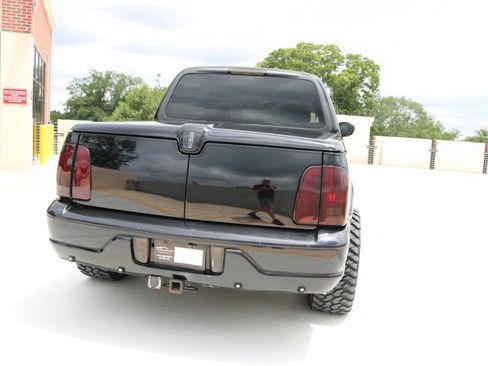 Used 2002 Lincoln Blackwood RWD image 53