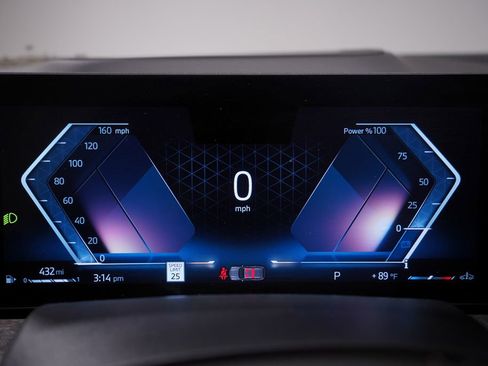 Certified 2024 BMW X7 xDrive40i w/ Parking Assistance Package image 22