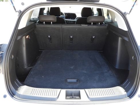 Used 2025 Chevrolet Trax LS w/ LS Convenience Package FWD image 27
