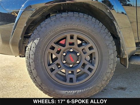 Used 2024 Toyota 4Runner SR5 Premium image 11