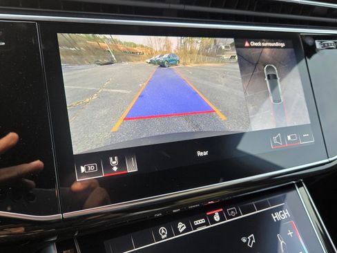 New 2026 Audi Q8 Premium Plus image 24