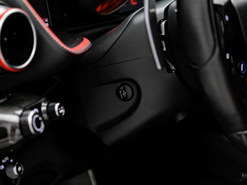 Used 2018 Ferrari 812 Superfast image 51