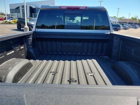 New 2026 GMC Sierra 2500 Denali AWD/4WD image 9