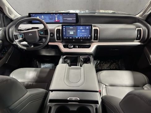 New 2027 Ford Expedition Max Active AWD/4WD image 2