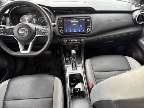 Used 2021 Nissan Kicks SR w/ SR Premium Package FWD image 16