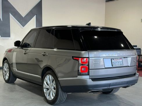 Used 2019 Land Rover Range Rover Supercharged AWD/4WD image 6