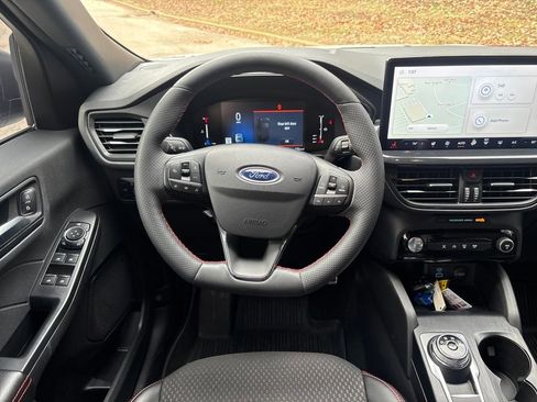 Used 2023 Ford Escape ST-Line w/ Tech Pack #1 image 16