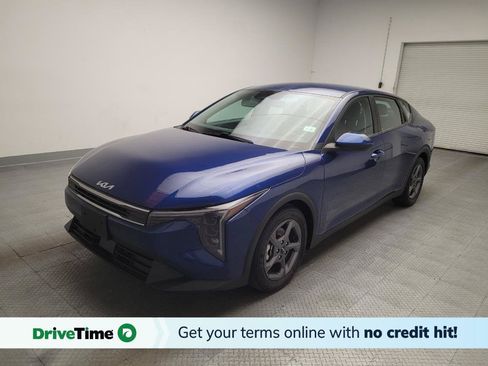 Used 2025 Kia K4 FWD image 1