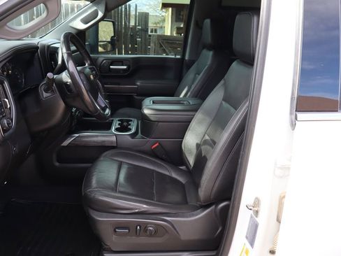 Used 2022 Chevrolet Silverado 3500 LTZ w/ LTZ Plus Package image 19