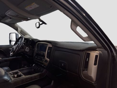 Used 2016 GMC Sierra 3500 Denali w/ Suspension Package, Off-Road AWD/4WD image 28