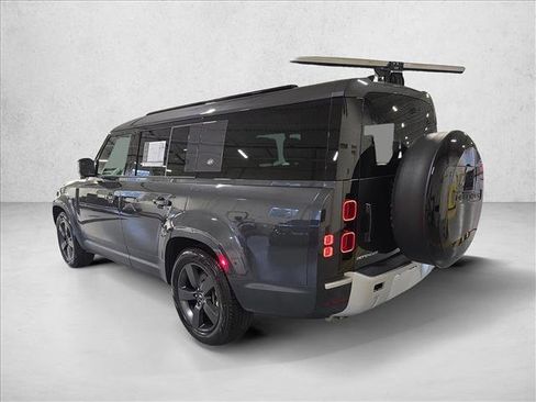 Used 2024 Land Rover Defender 130 S image 7