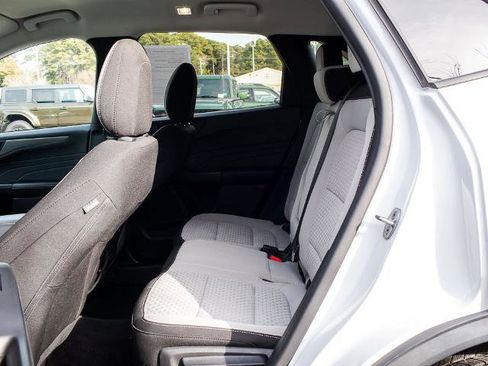 Certified 2023 Ford Escape Active image 17