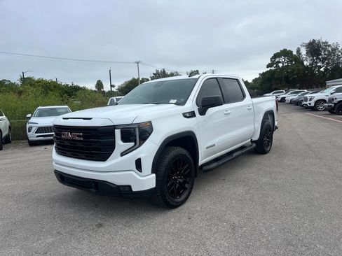 New 2026 GMC Sierra 1500 Elevation image 1