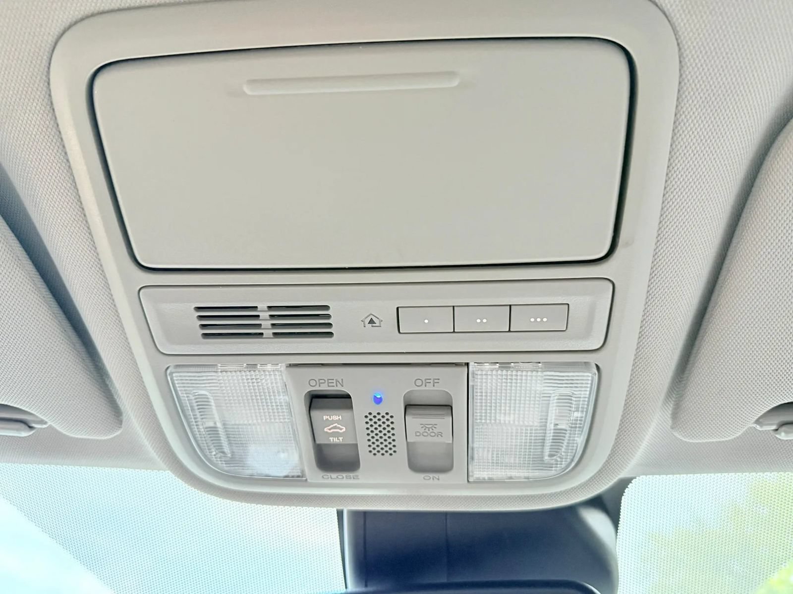 Used 2014 Honda Odyssey EX-L image 21