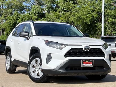 Used 2019 Toyota RAV4 LE