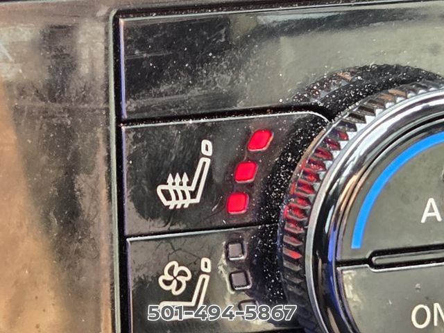 Used 2024 Nissan Pathfinder Platinum w/ Lighting Package (N92) FWD image 22