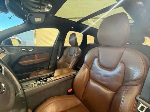 Used 2021 Volvo XC60 T5 Inscription w/ Advanced Package image 15