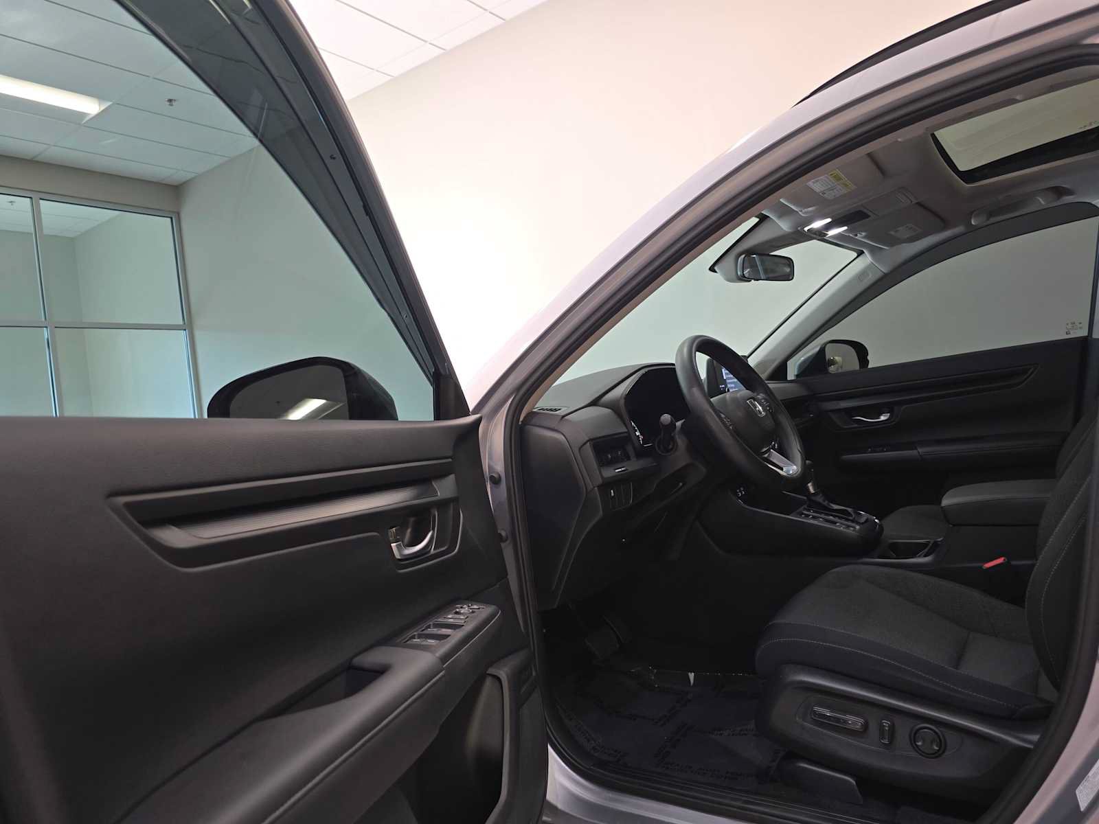 Used 2024 Honda CR-V EX image 24