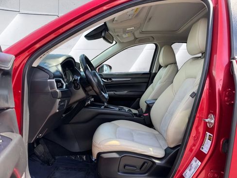 Used 2020 MAZDA CX-5 Touring FWD image 9