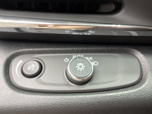 New 2026 Buick Envista Sport Touring w/ Convenience I Package FWD image 11