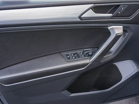 Used 2024 Volkswagen Tiguan S image 19