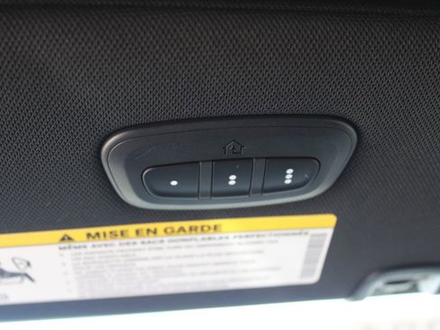 New 2026 Chrysler Pacifica Select image 19