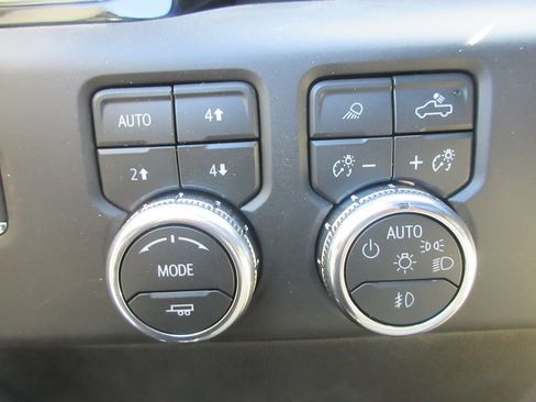 New 2026 GMC Sierra 1500 AT4 w/ AT4 Premium Package AWD/4WD image 20