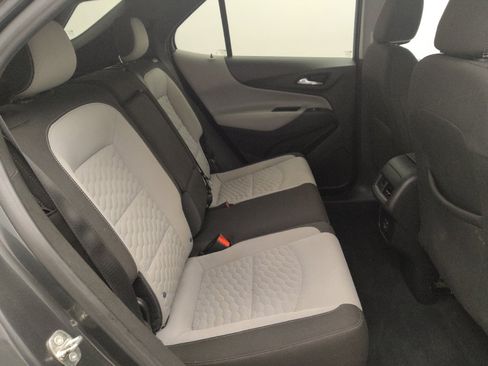 Used 2019 Chevrolet Equinox LS w/ LS Convenience Package FWD image 19