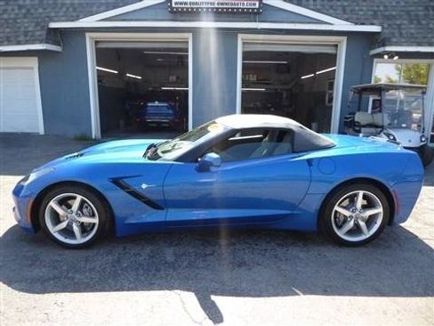 Used 2014 Chevrolet Corvette Stingray Convertible w/ 3LT Preferred Equipment Group RWD image 16