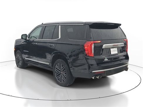 Used 2021 GMC Yukon Denali w/ Denali Ultimate Package image 3