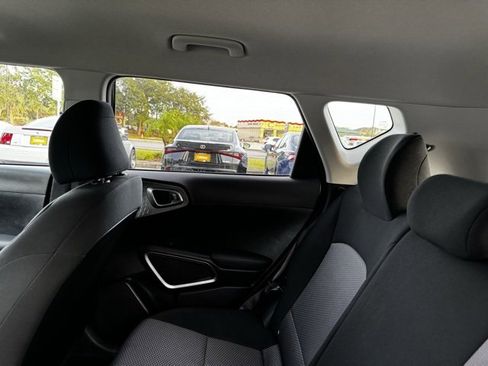 Used 2024 Kia Soul LX w/ Option Group 015 image 21