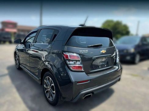 Used 2017 Chevrolet Sonic LT image 4