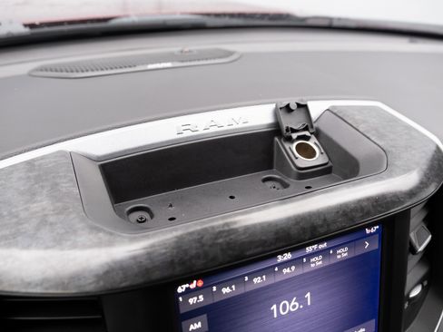 Used 2019 RAM 1500 Big Horn image 7