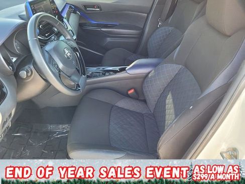 Used 2020 Toyota C-HR XLE image 14