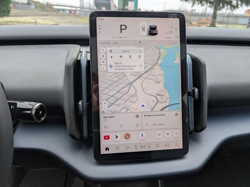 Used 2025 Volvo EX30 Ultra w/ Climate Package image 18