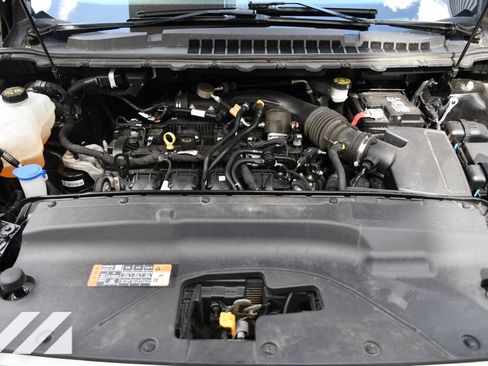Used 2024 Ford Edge Titanium AWD/4WD image 31