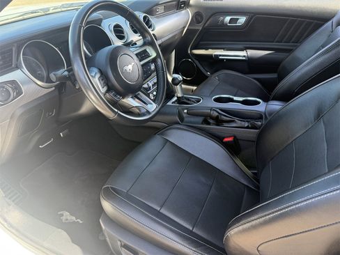 Used 2020 Ford Mustang GT Premium image 20