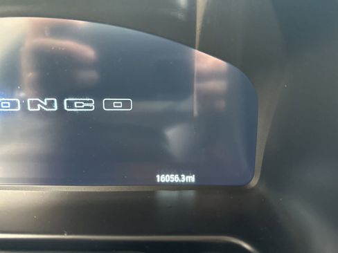 Used 2025 Ford Bronco Badlands AWD/4WD image 19