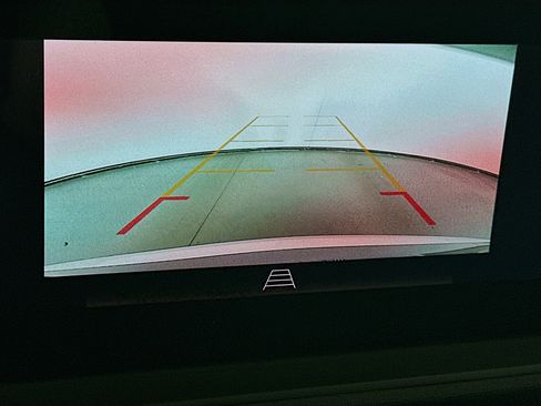 Used 2025 Buick Envista Sport Touring image 22