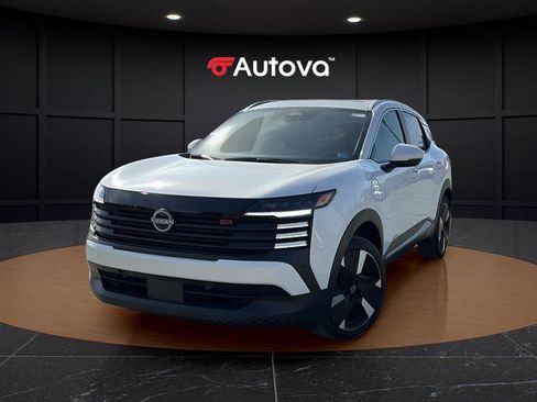 Used 2025 Nissan Kicks SR w/ SR Premium Package image 1