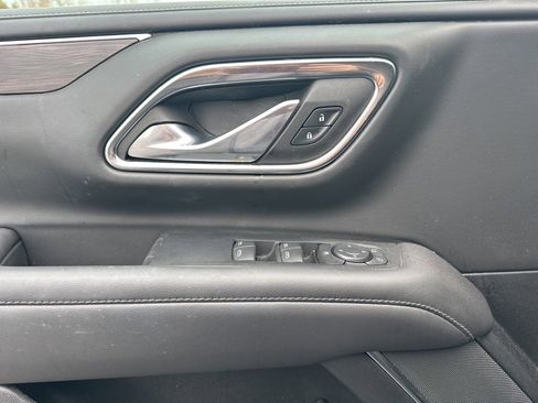 Used 2023 Chevrolet Suburban LS image 10