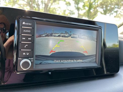 New 2025 Nissan Kicks S image 25